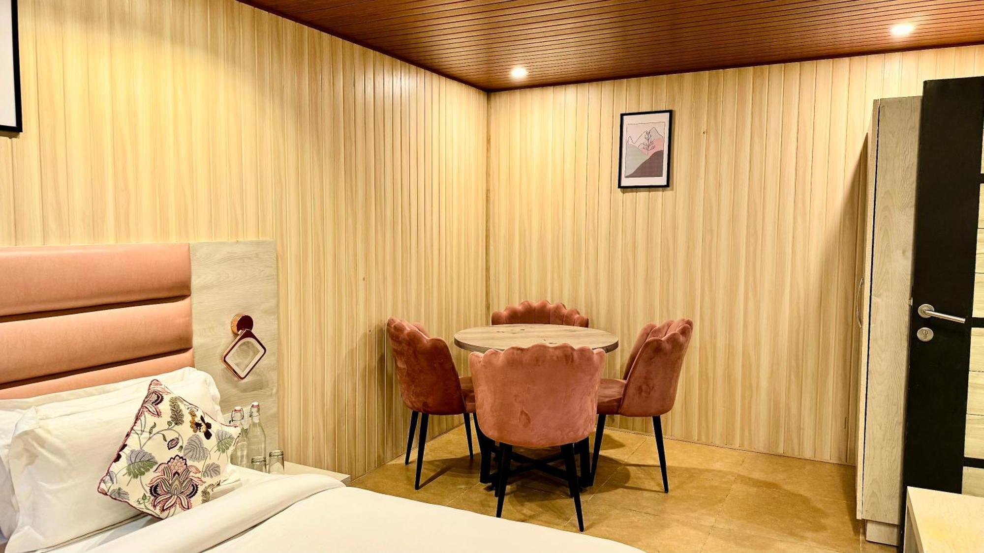 Hotel Pride Inn - 800 Mts From Mall Road Mussoorie Εξωτερικό φωτογραφία