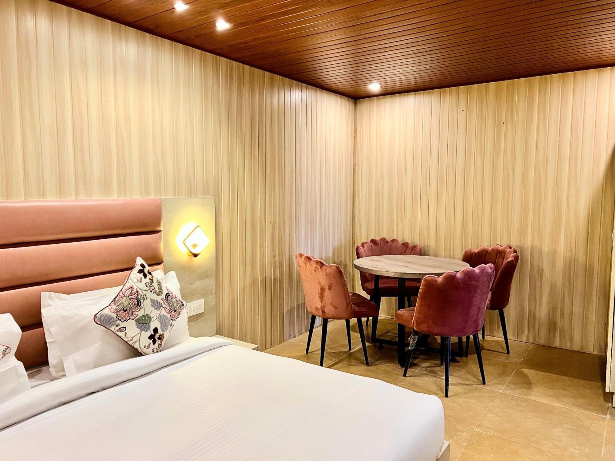 Hotel Pride Inn - 800 Mts From Mall Road Mussoorie Εξωτερικό φωτογραφία