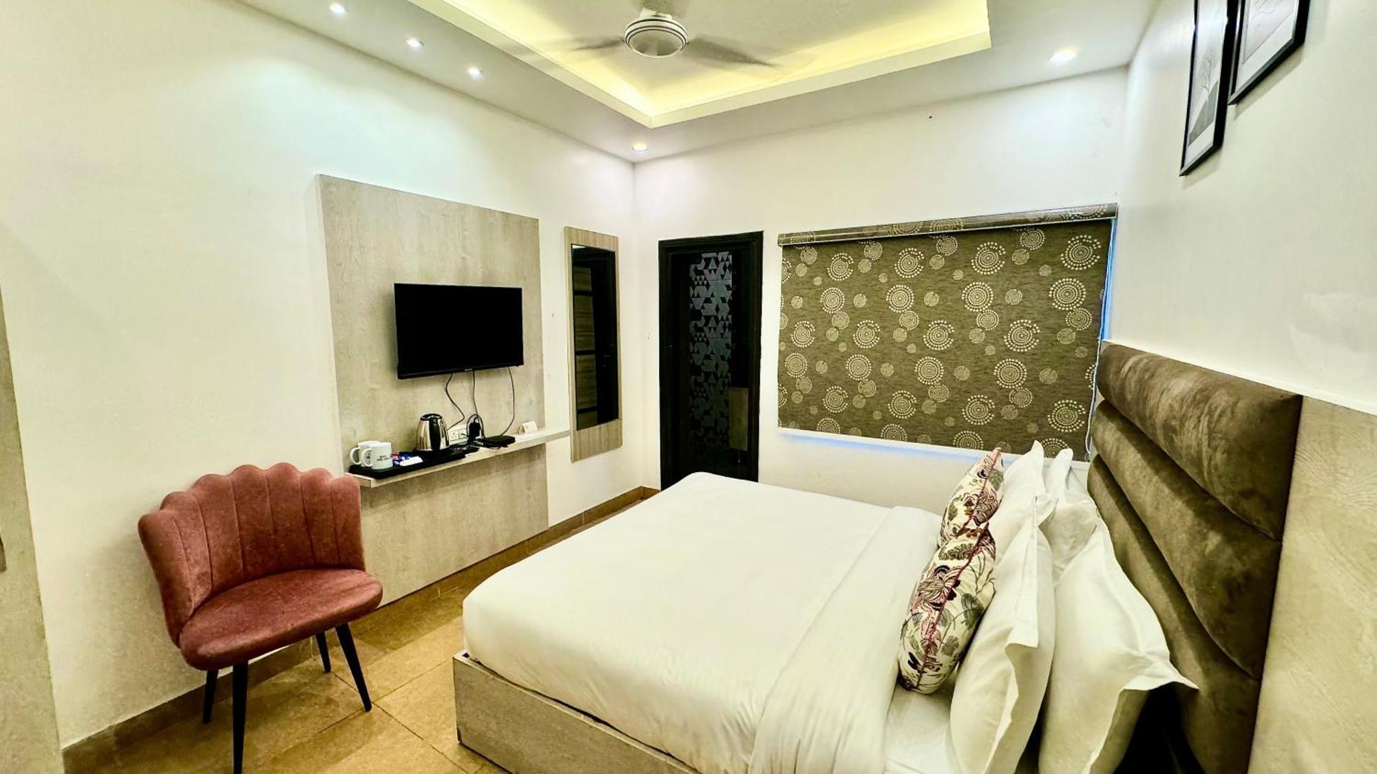 Hotel Pride Inn - 800 Mts From Mall Road Mussoorie Εξωτερικό φωτογραφία