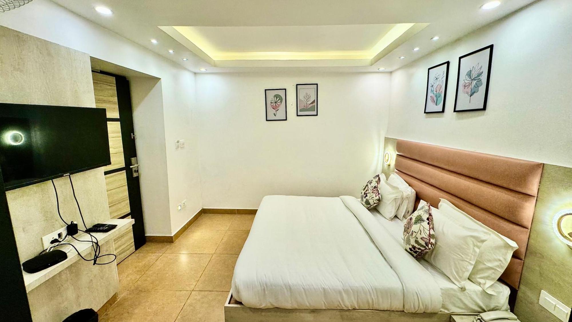 Hotel Pride Inn - 800 Mts From Mall Road Mussoorie Εξωτερικό φωτογραφία