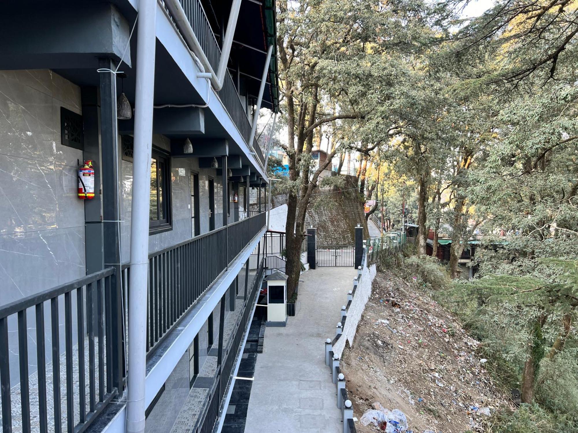 Hotel Pride Inn - 800 Mts From Mall Road Mussoorie Εξωτερικό φωτογραφία
